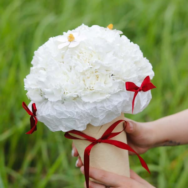 Bó Hoa Cẩm Chướng Trắng Mini